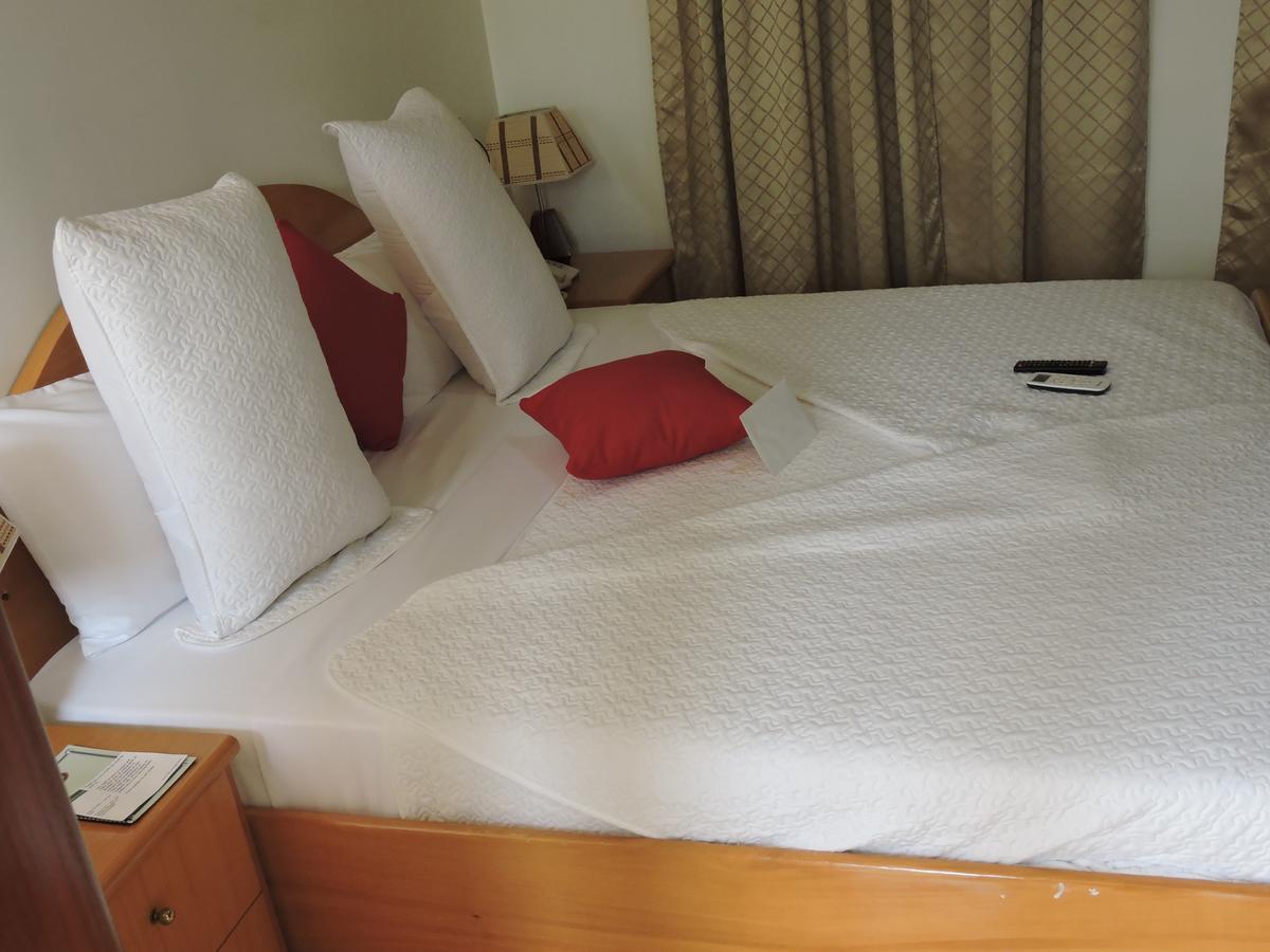 Allseasons Hotel Pantang Szoba fotó